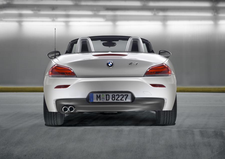  BMW Z4 sDrive 3.5is 2010 года  (фото 5 из 62)